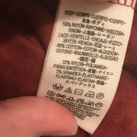 Free People Draped Red Lace Blouse (M) Like New - Picture 6 of 8